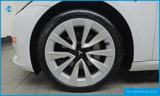 TESLA MODEL 3 LONG RANGE AWD
