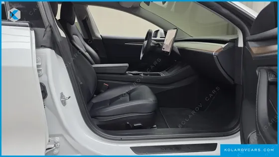 TESLA MODEL 3 LONG RANGE AWD