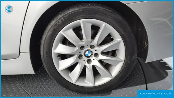 BMW 5 SERIES 528I XDRIVE