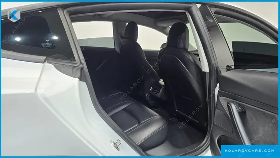 TESLA MODEL 3 LONG RANGE AWD
