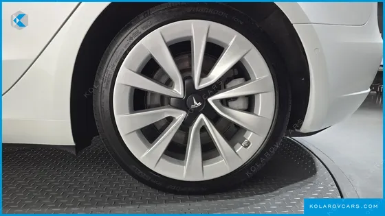TESLA MODEL 3 LONG RANGE AWD