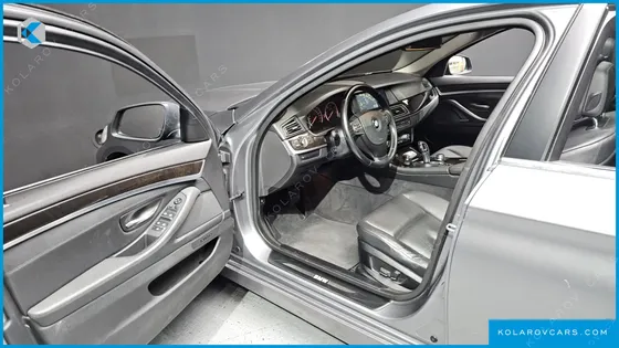 BMW 5 SERIES 520D