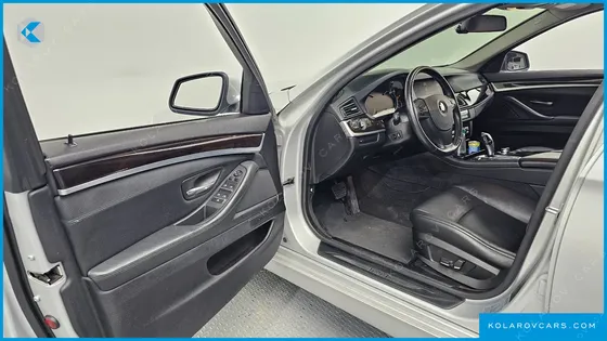 BMW 5 SERIES 528I XDRIVE