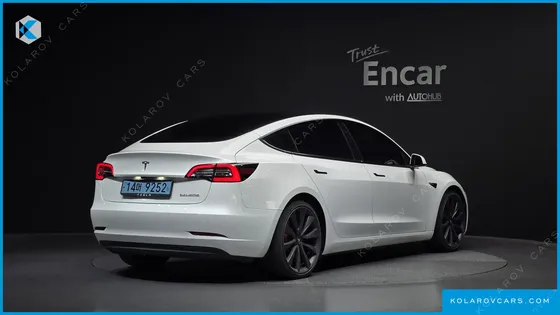 TESLA MODEL 3 LONG RANGE AWD
