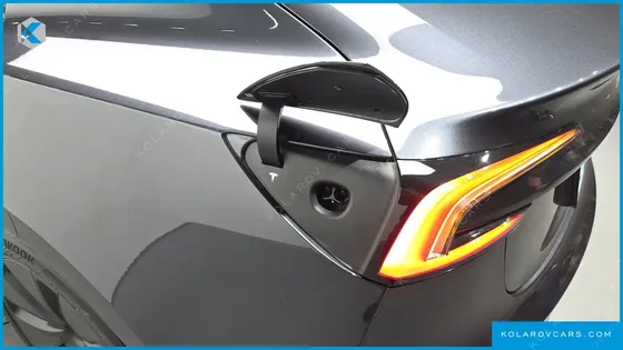 TESLA MODEL 3 RWD