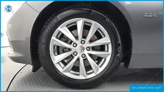 INFINITY Q50 2.2D STYLE