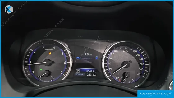 INFINITY Q50 2.2D STYLE