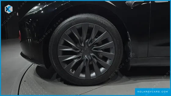 TESLA MODEL 3 RWD