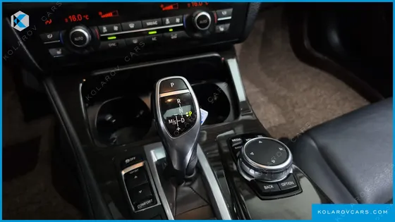 BMW 5 SERIES 528I XDRIVE LUXURY