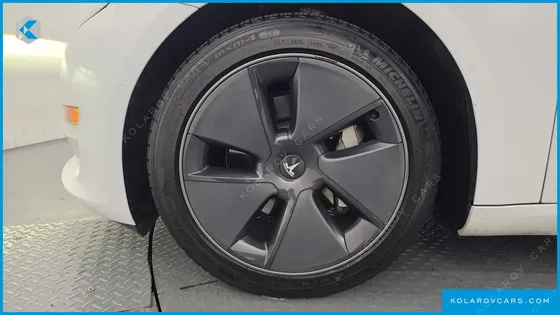 TESLA MODEL 3 LONG RANGE AWD