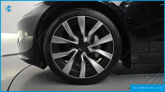 TESLA MODEL 3 RWD