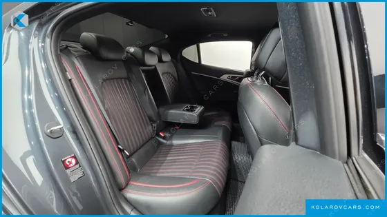 GENESIS G70 2.0T AWD