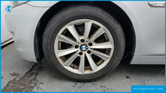 BMW 5 SERIES 520D