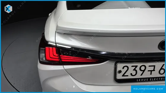 LEXUS ES EXECUTIVE