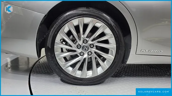 LEXUS ES LUXURY PLUS