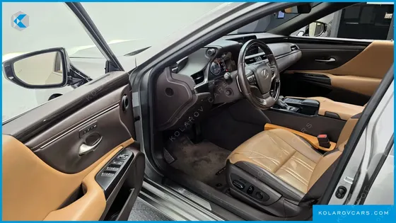 LEXUS ES LUXURY PLUS