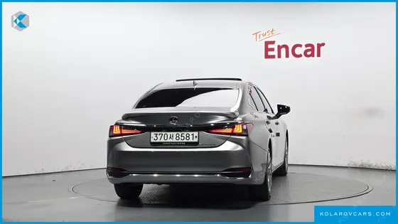 LEXUS ES EXECUTIVE