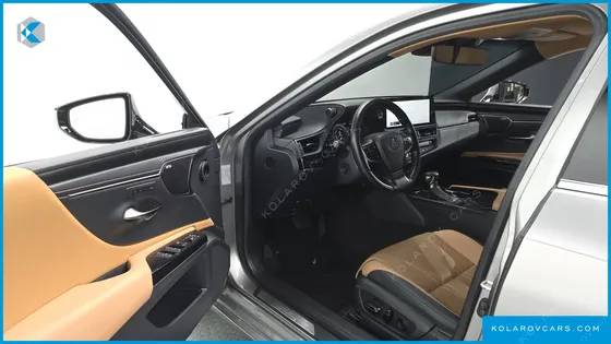 LEXUS ES EXECUTIVE
