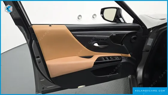 LEXUS ES EXECUTIVE