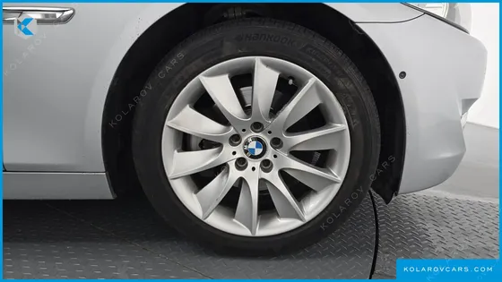 BMW 5 SERIES 528I