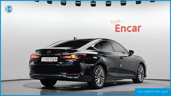 LEXUS ES EXECUTIVE