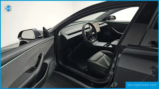 TESLA MODEL 3 RWD