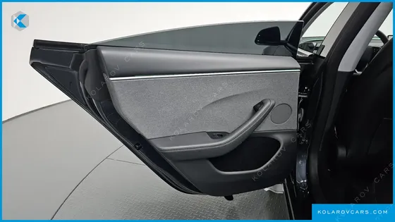 TESLA MODEL 3 RWD