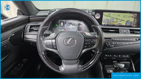 LEXUS ES EXECUTIVE