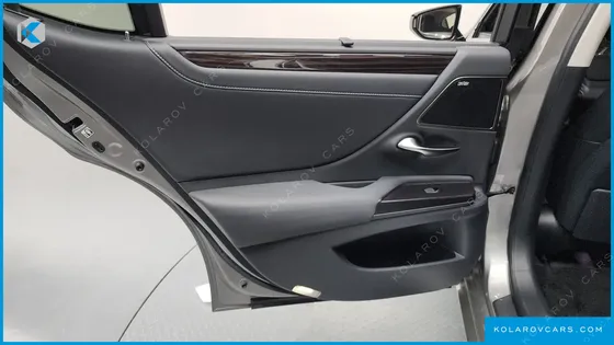 LEXUS ES EXECUTIVE