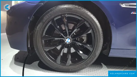 BMW 5 SERIES 528I XDRIVE M AERO DYNAMIC