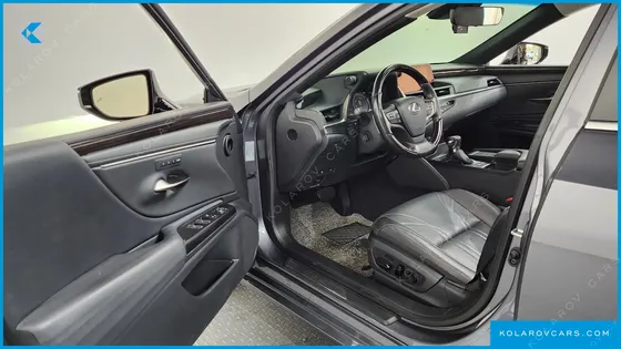 LEXUS ES LUXURY PLUS