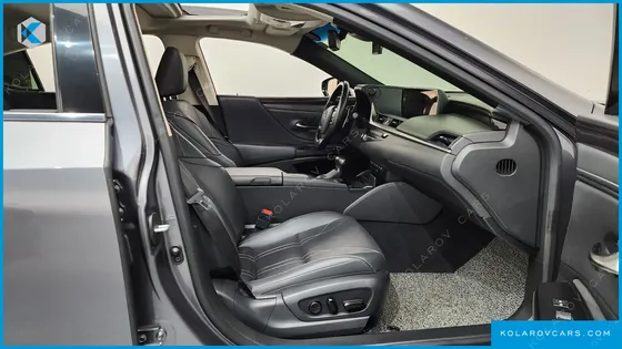 LEXUS ES LUXURY PLUS