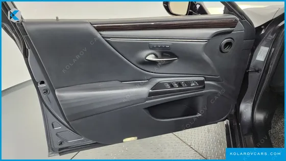 LEXUS ES LUXURY PLUS