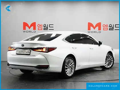 LEXUS ES LUXURY PLUS
