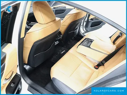 LEXUS ES LUXURY PLUS