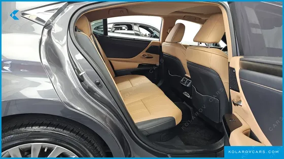 LEXUS ES EXECUTIVE
