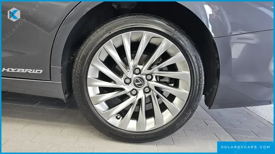 LEXUS ES EXECUTIVE
