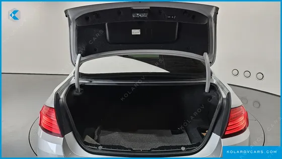 BMW 5 SERIES 528I