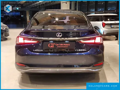 LEXUS ES EXECUTIVE