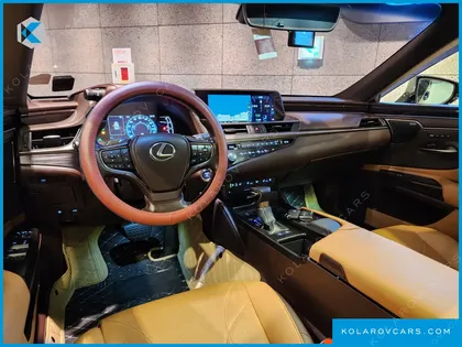 LEXUS ES EXECUTIVE