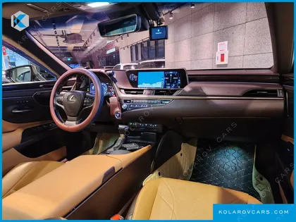 LEXUS ES EXECUTIVE