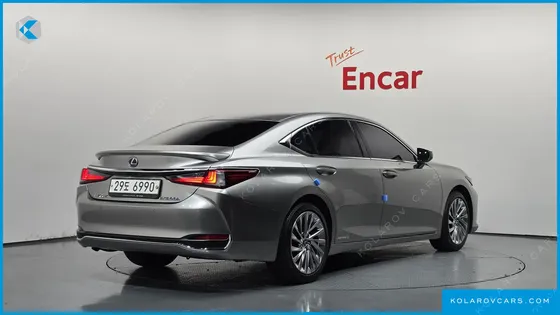LEXUS ES EXECUTIVE
