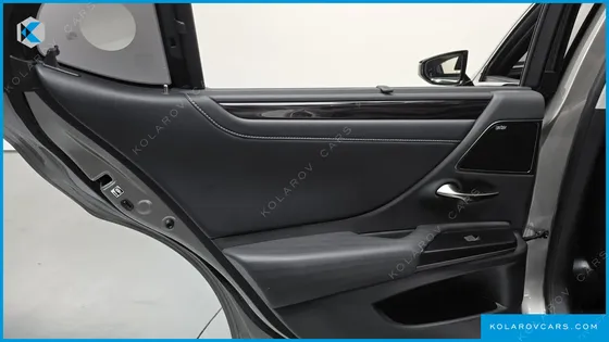 LEXUS ES EXECUTIVE