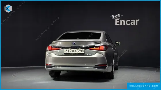 LEXUS ES LUXURY PLUS