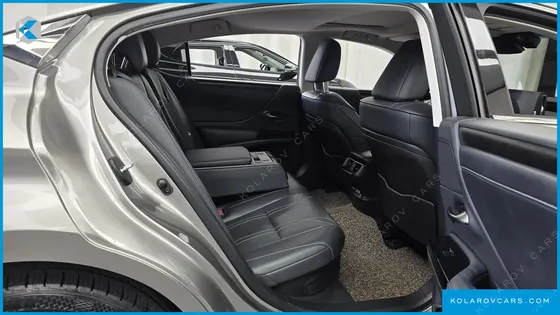 LEXUS ES LUXURY PLUS