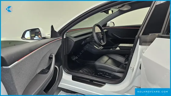 TESLA MODEL 3 RWD