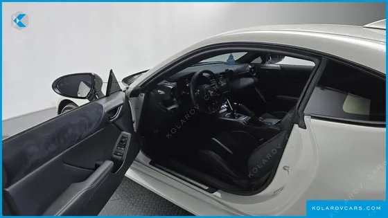 TOYOTA 86 2.4 PREMIUM