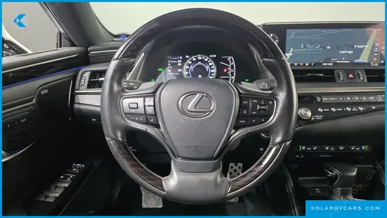 LEXUS ES EXECUTIVE