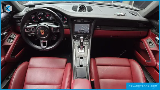 PORSCHE 911 CARRERA 4S