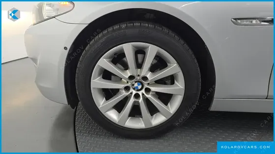 BMW 5 SERIES 528I